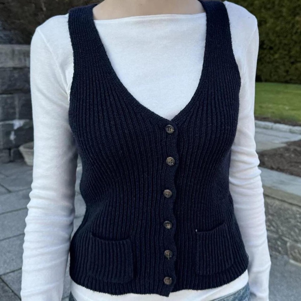 Brandy Melville Sweatervest